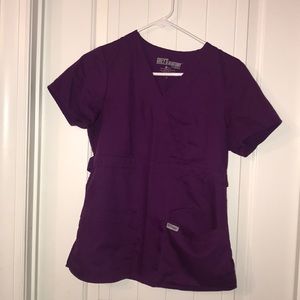 💜maroon greys anatomy scrub top💜